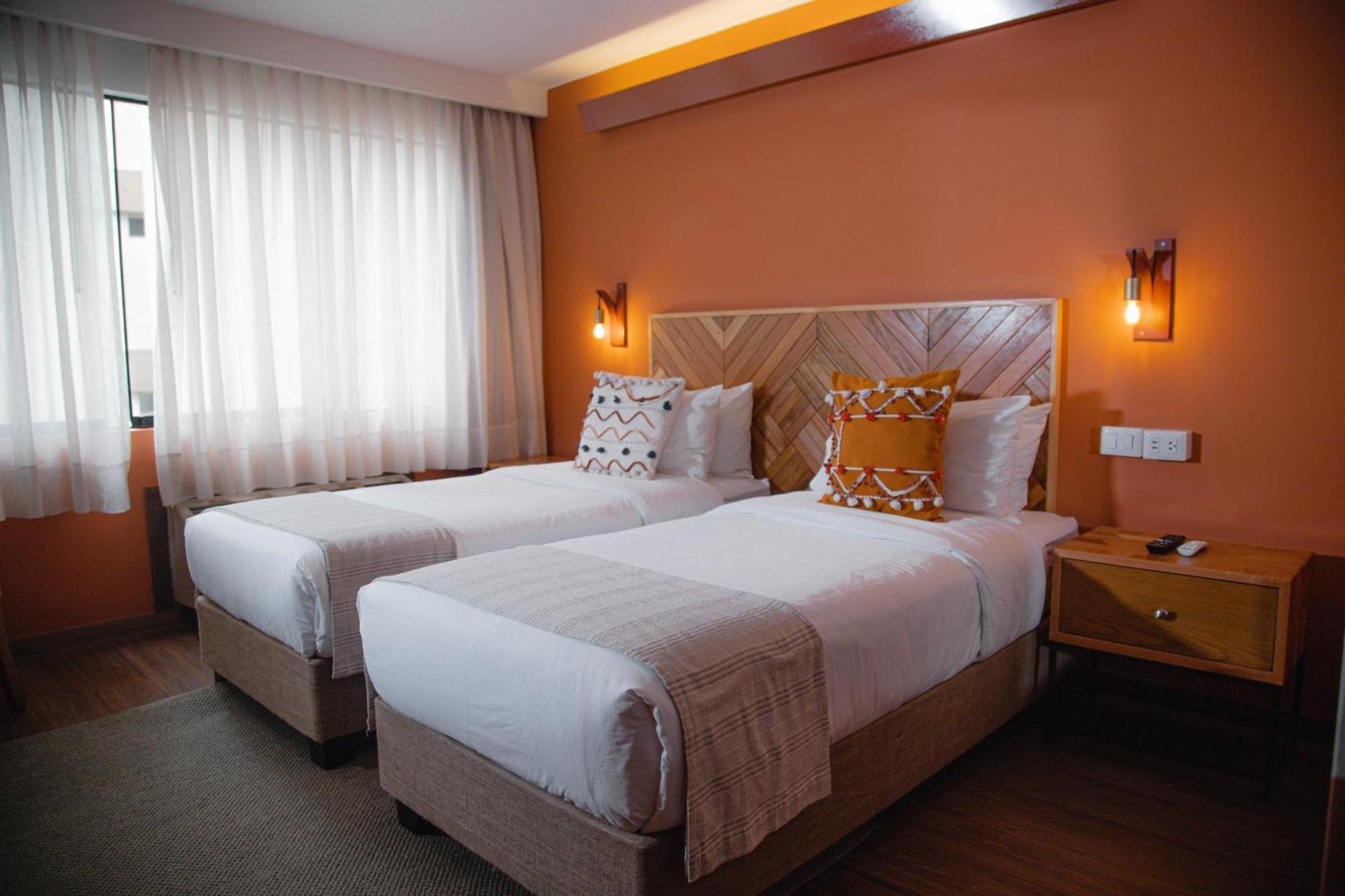 Socialtel Miraflores 3*