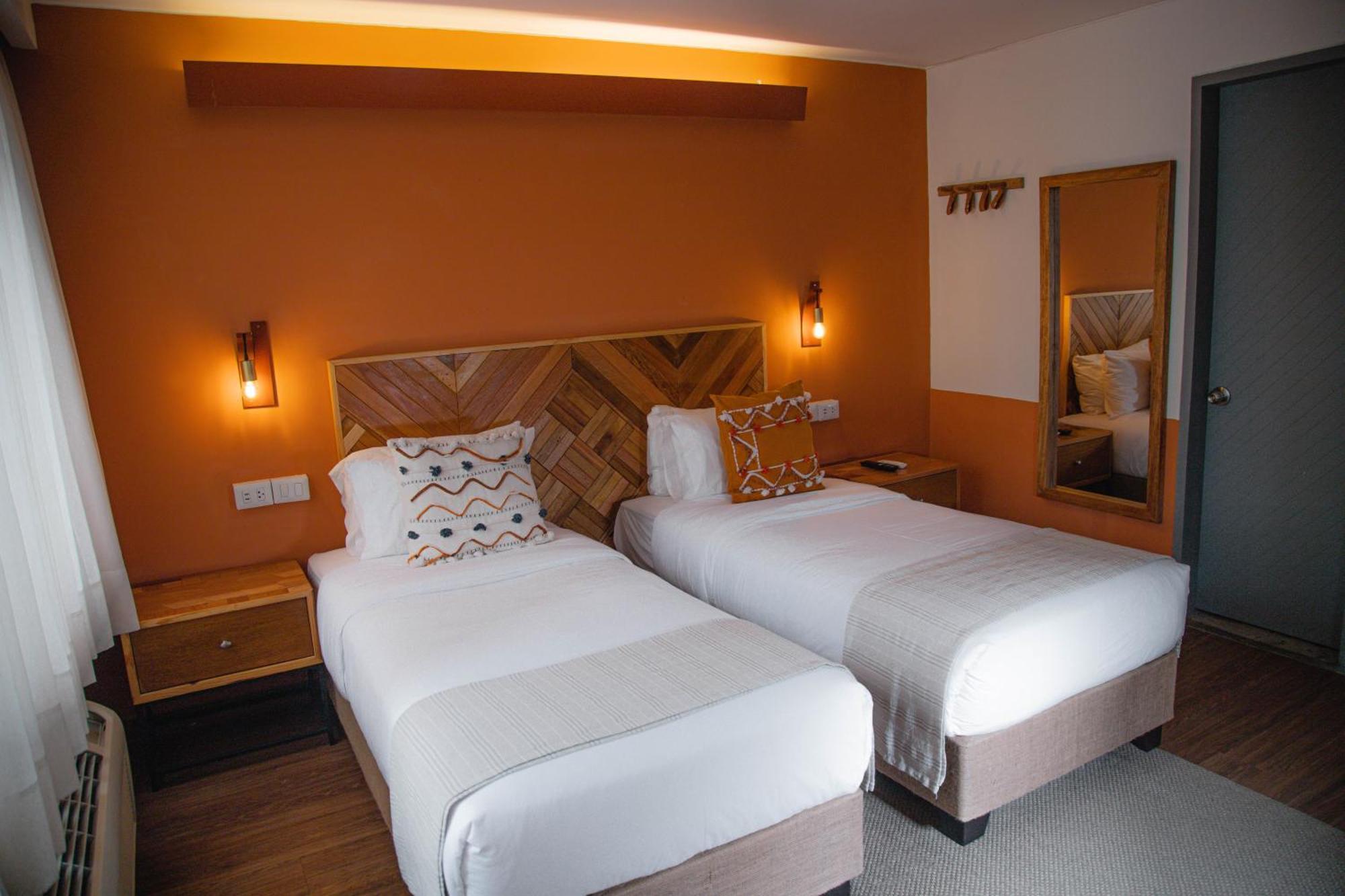Socialtel Miraflores Lima