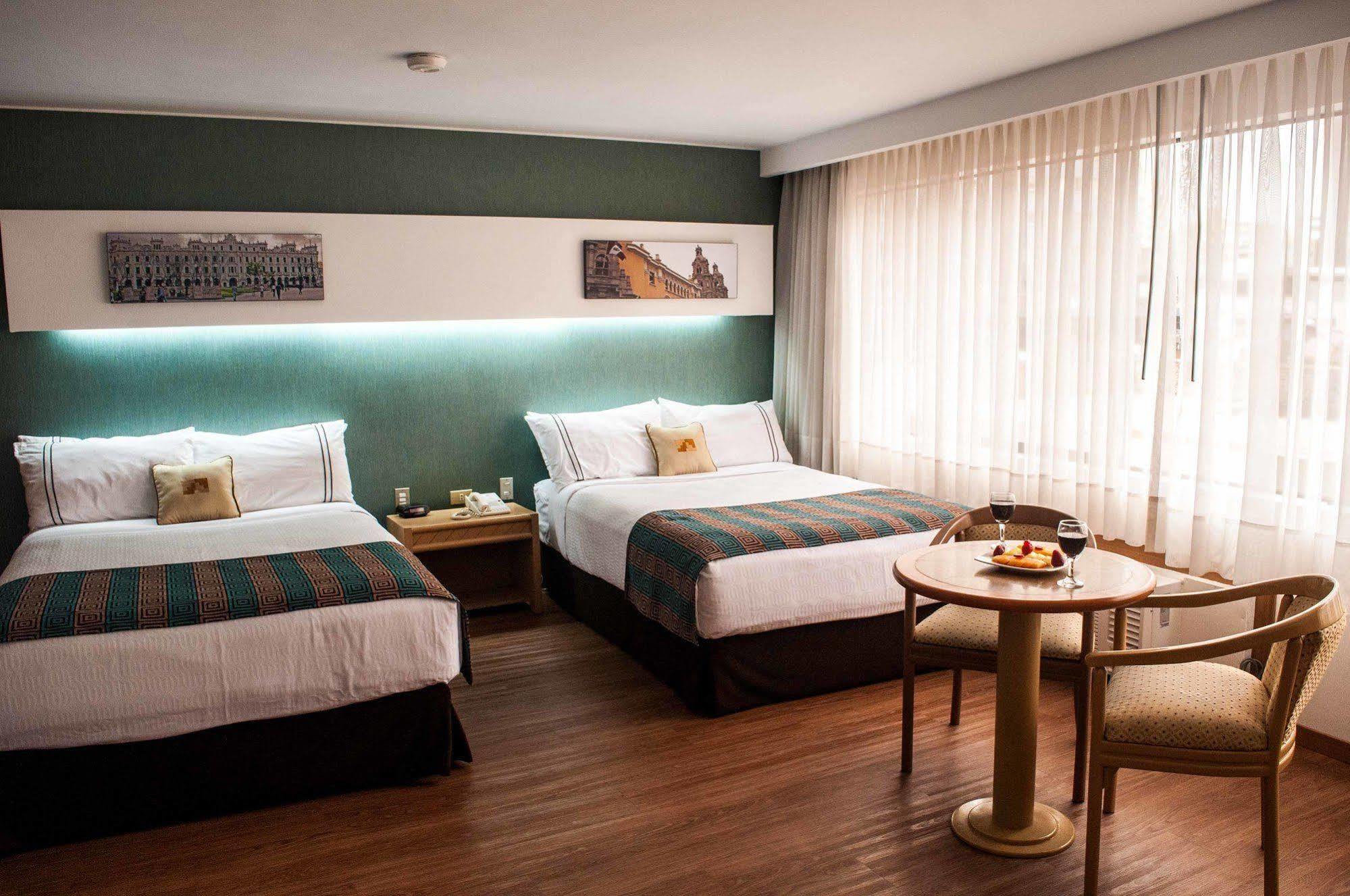 Socialtel Miraflores Hotel